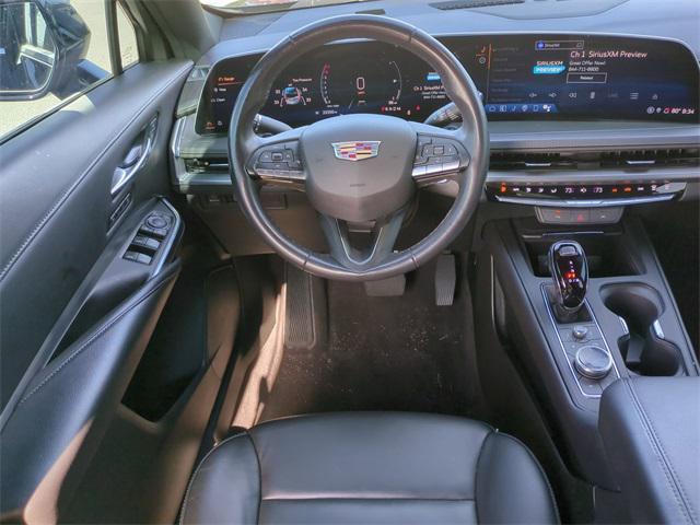used 2024 Cadillac XT4 car, priced at $30,999