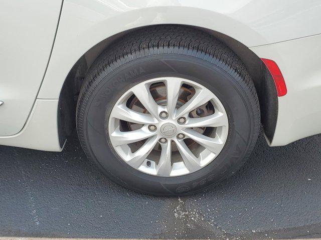 used 2017 Chrysler Pacifica car, priced at $13,195