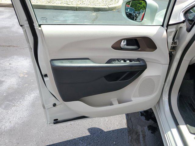 used 2017 Chrysler Pacifica car, priced at $13,195