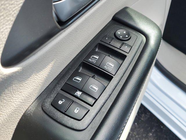 used 2023 Chrysler Pacifica Hybrid car, priced at $28,764