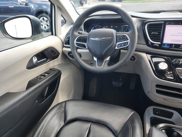 used 2023 Chrysler Pacifica Hybrid car, priced at $28,764