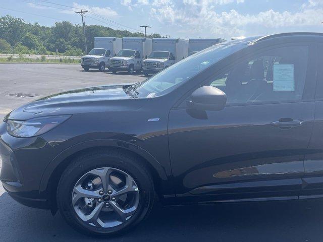 new 2024 Ford Escape car, priced at $30,480