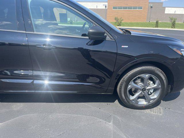 new 2024 Ford Escape car, priced at $27,001