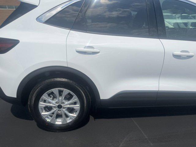 new 2024 Ford Escape car, priced at $25,131