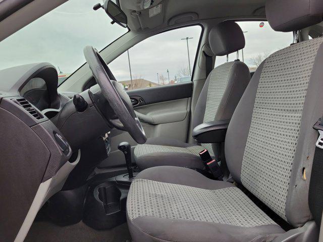 used 2007 Ford Focus car, priced at $4,000