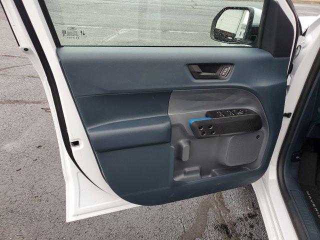 new 2025 Ford Maverick car, priced at $39,184