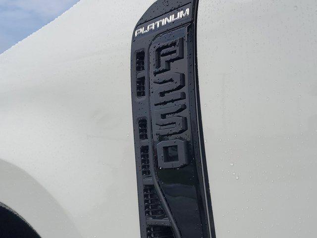 new 2025 Ford F-250 car, priced at $98,105