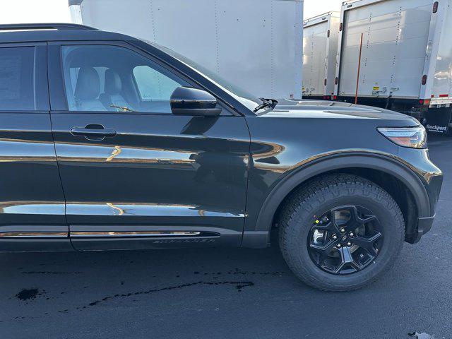 new 2024 Ford Explorer car, priced at $51,895