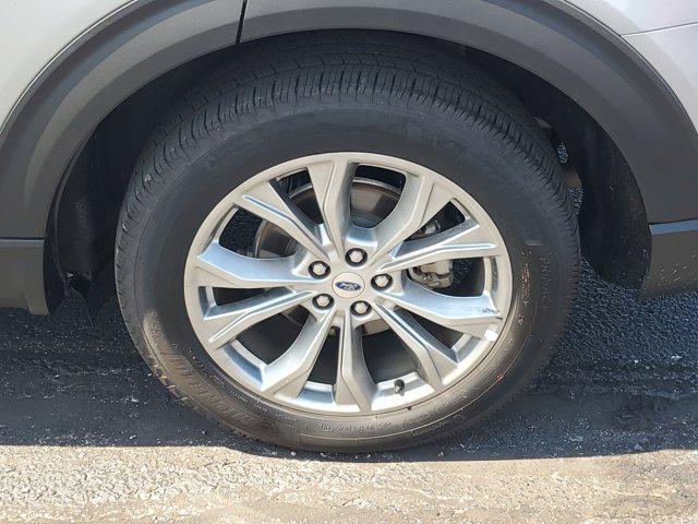 used 2024 Ford Explorer car, priced at $38,652