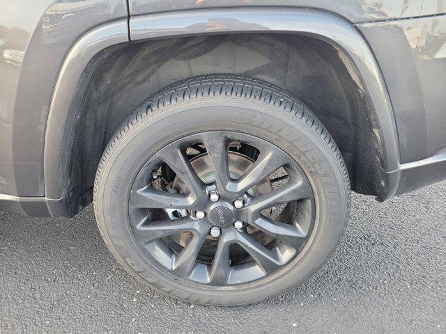 used 2018 Jeep Grand Cherokee car, priced at $14,800
