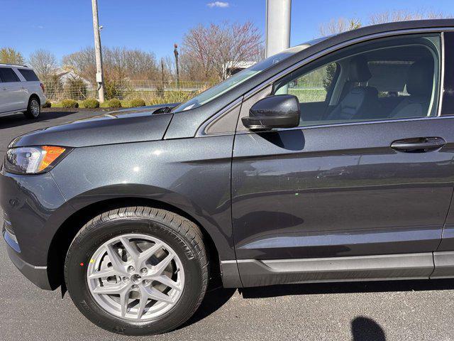 new 2024 Ford Edge car, priced at $38,701