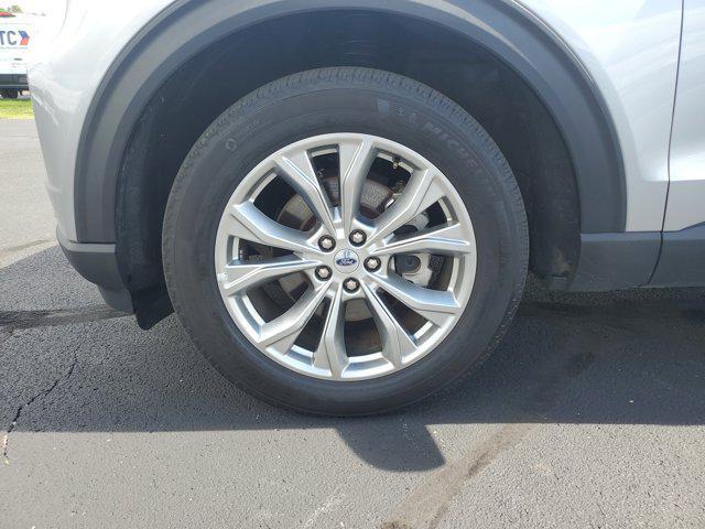 used 2023 Ford Explorer car, priced at $31,000