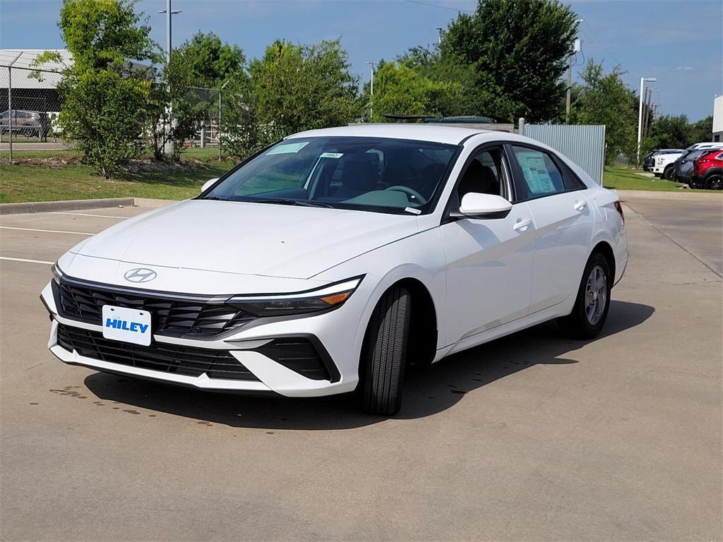 new 2025 Hyundai Elantra car, priced at $19,999