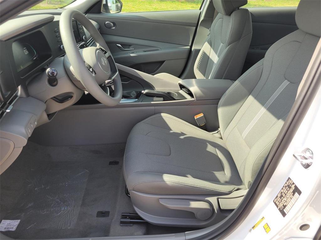 new 2025 Hyundai Elantra car, priced at $19,999