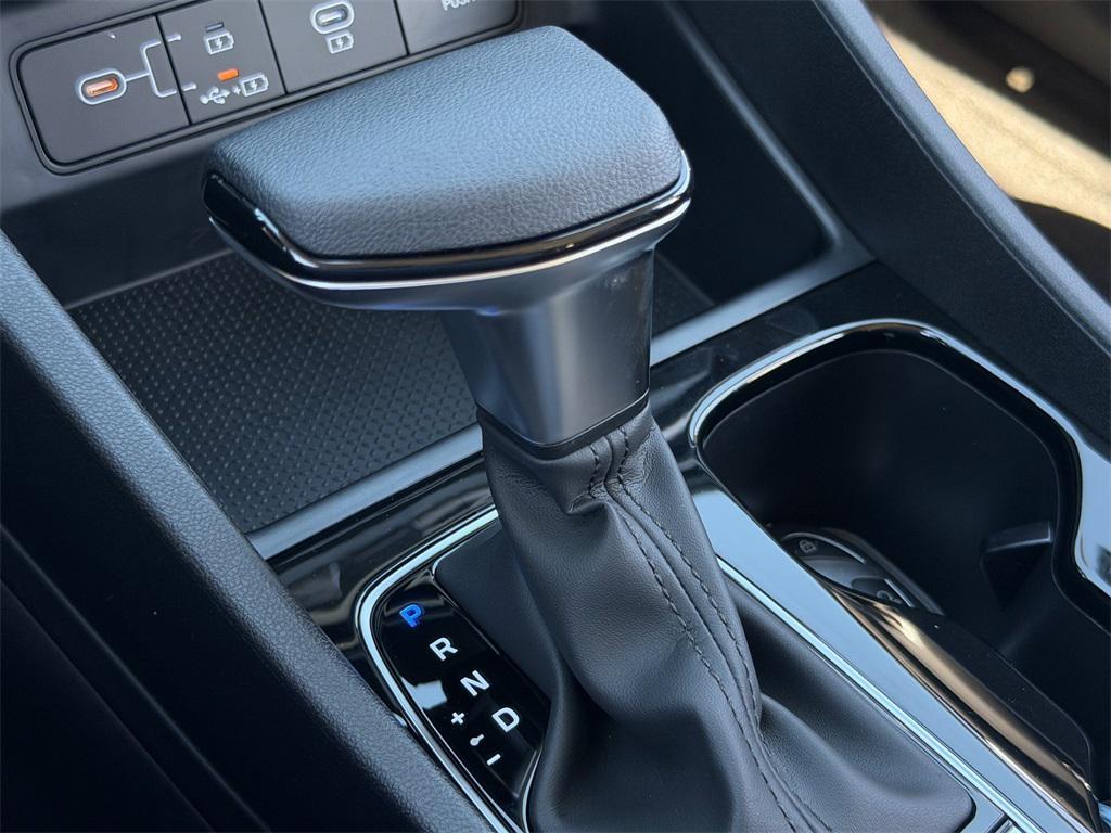 new 2026 Hyundai Tucson car, priced at $30,595