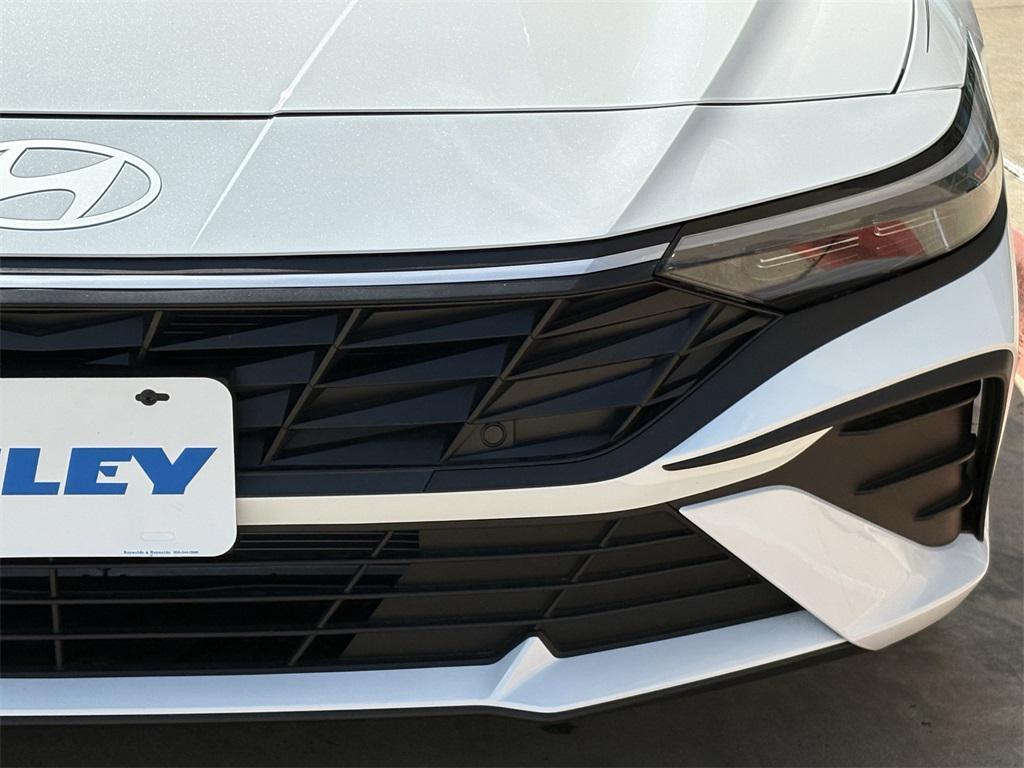 new 2025 Hyundai Elantra car, priced at $19,899