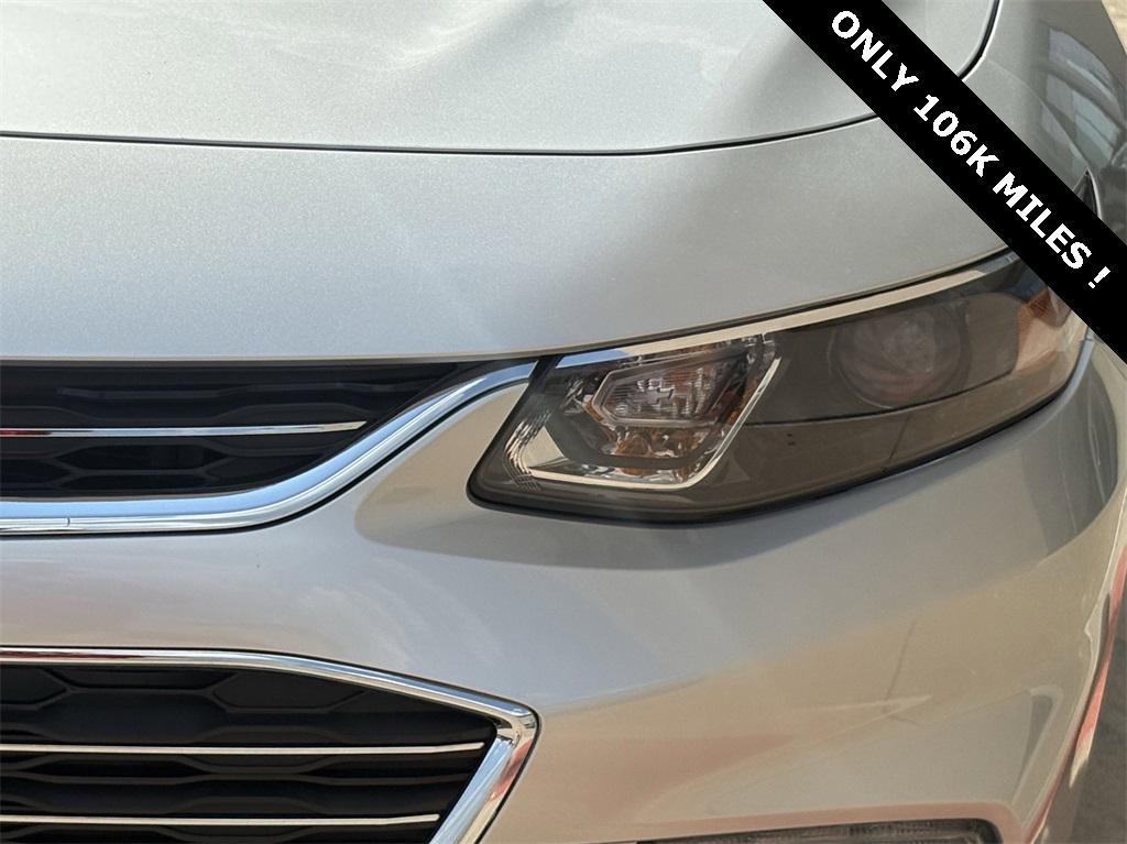 used 2017 Chevrolet Malibu car, priced at $11,392