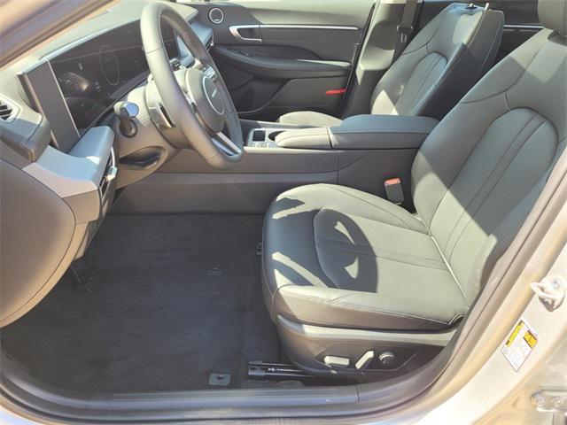 new 2025 Hyundai Sonata Hybrid car, priced at $34,968