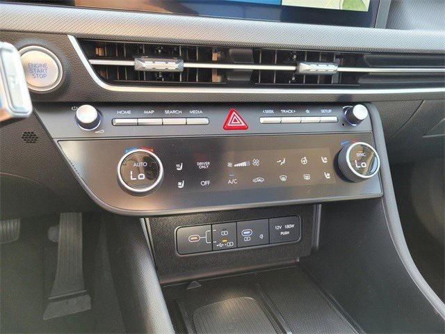 new 2025 Hyundai Sonata Hybrid car, priced at $33,891