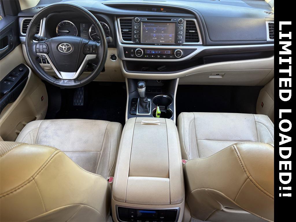 used 2015 Toyota Highlander car, priced at $15,895