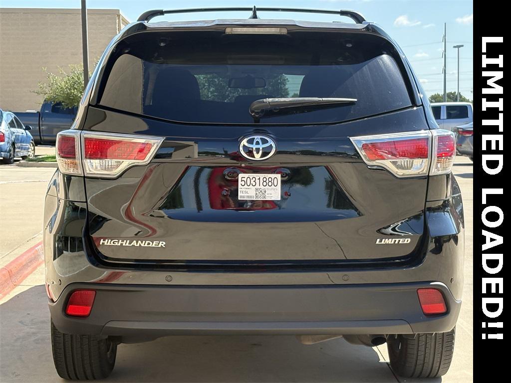 used 2015 Toyota Highlander car, priced at $15,895