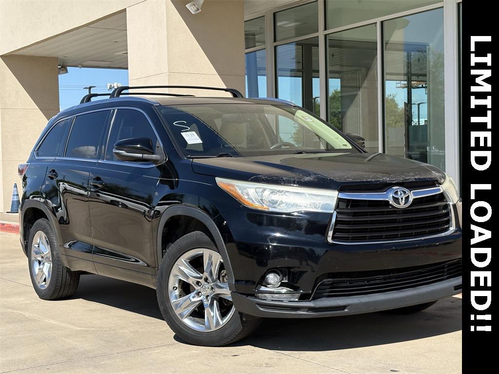 used 2015 Toyota Highlander car, priced at $15,895