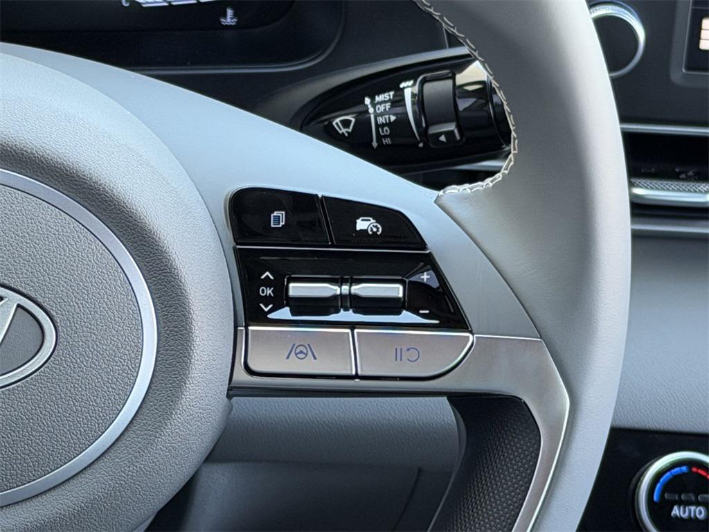 new 2025 Hyundai Elantra car, priced at $20,991