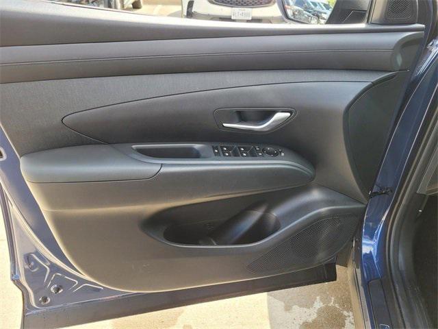 new 2025 Hyundai Tucson car, priced at $32,950
