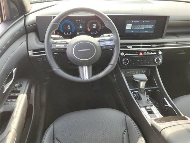 new 2025 Hyundai Tucson car, priced at $32,950