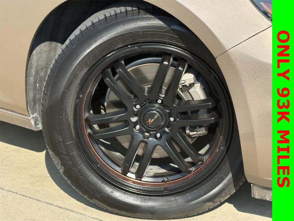 used 2018 Chevrolet Malibu car, priced at $10,695