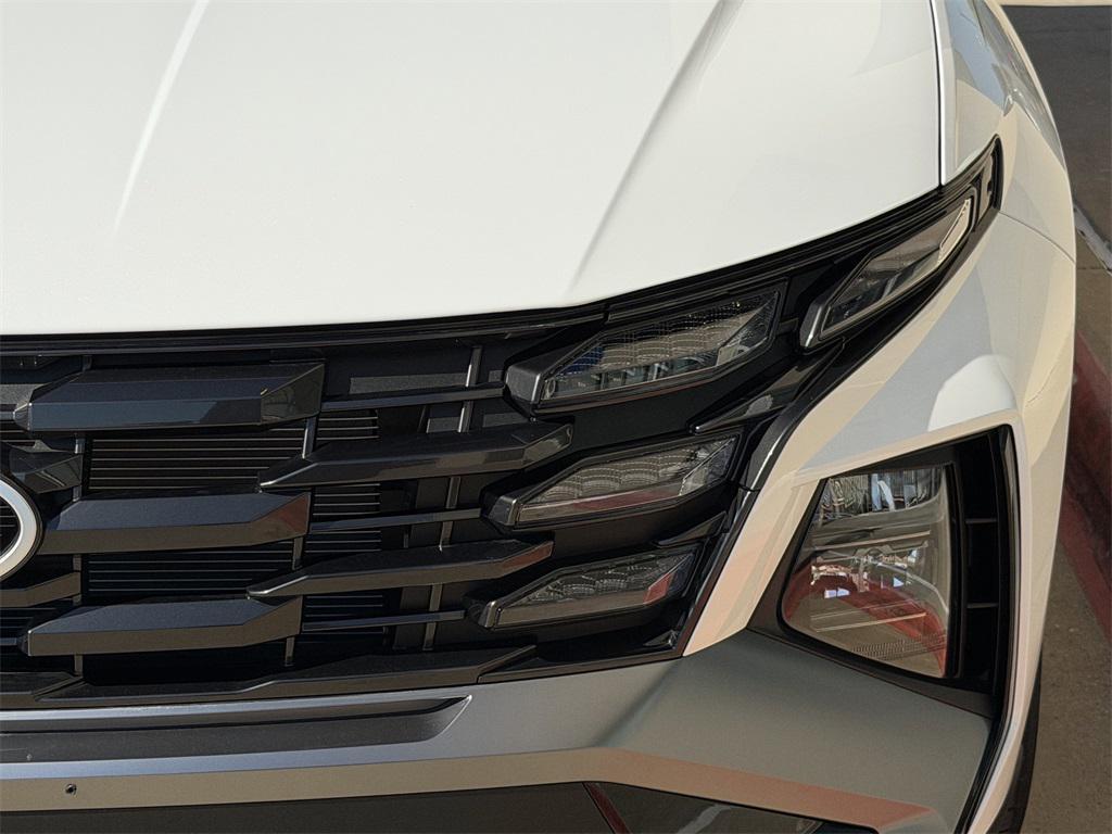 new 2025 Hyundai Tucson car, priced at $27,082