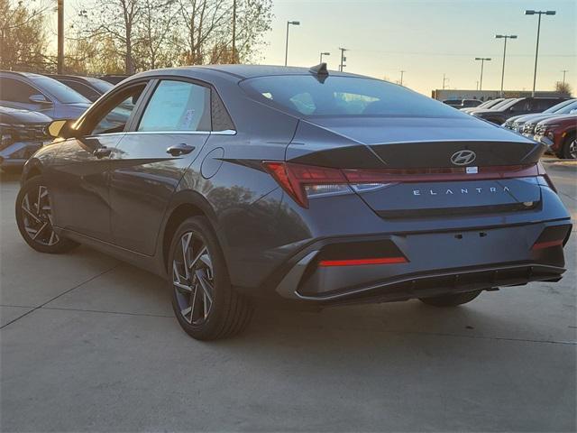 new 2025 Hyundai Elantra car, priced at $25,635