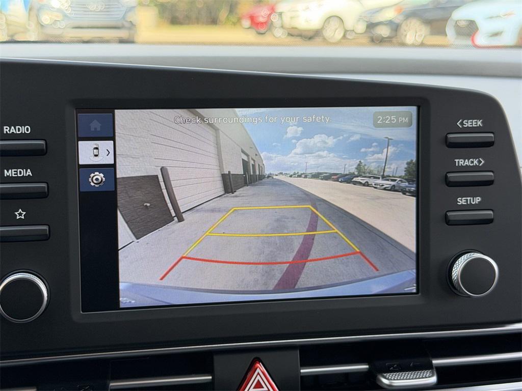 new 2025 Hyundai Elantra car, priced at $20,999