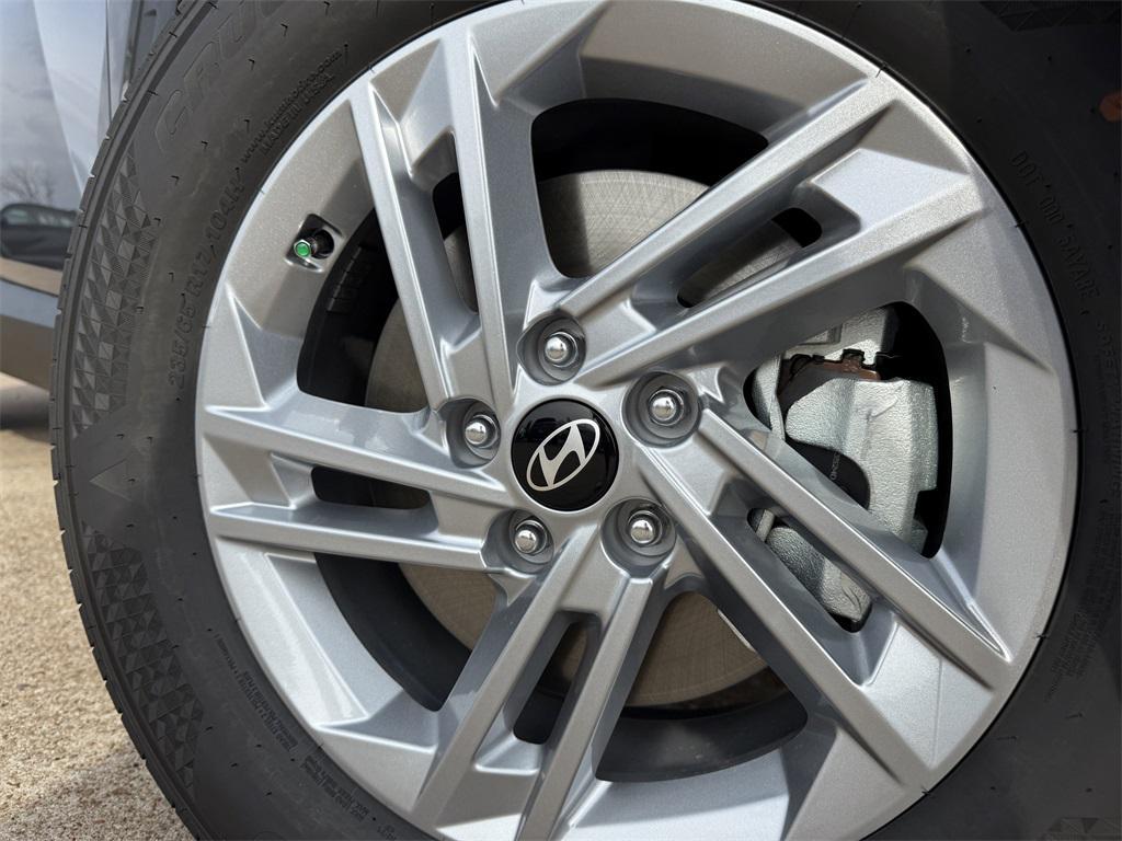 new 2026 Hyundai Tucson car, priced at $30,595