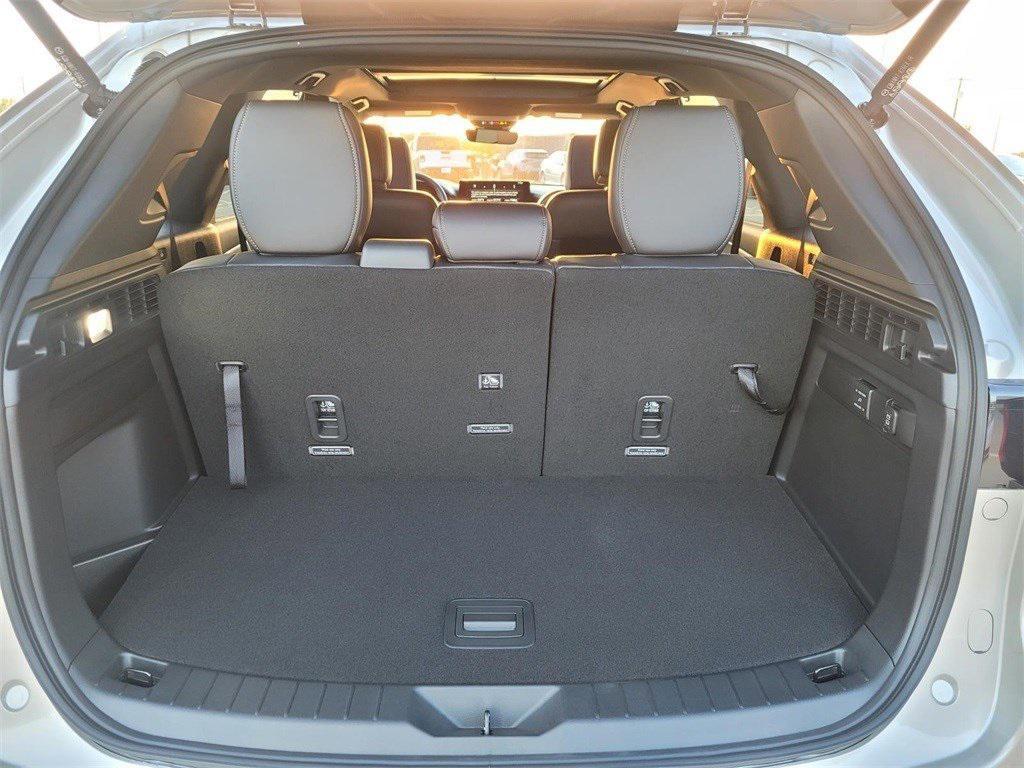 new 2025 Mazda CX-90 car, priced at $46,890