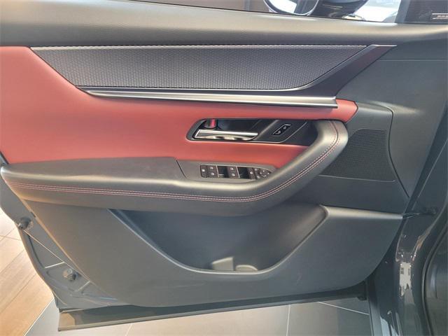 new 2025 Mazda CX-70 car, priced at $48,132