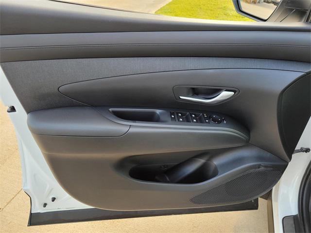 new 2025 Hyundai Tucson car, priced at $33,550