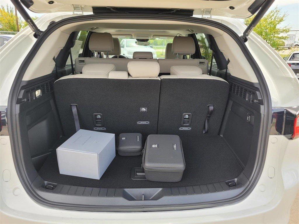 new 2025 Mazda CX-90 car, priced at $38,646