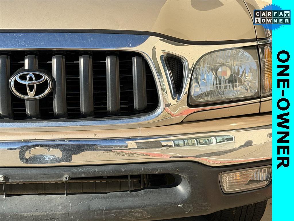 used 2004 Toyota Tacoma car, priced at $12,992