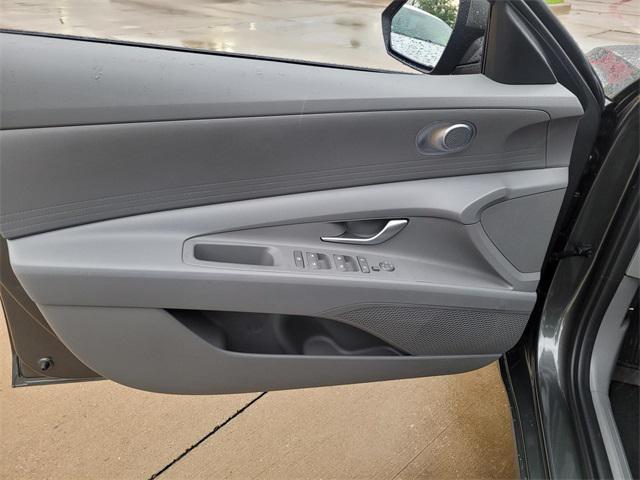 new 2025 Hyundai Elantra car, priced at $22,182