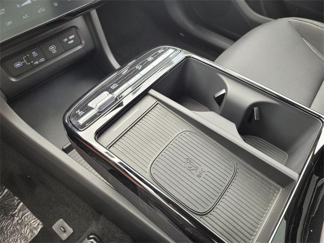 new 2025 Hyundai TUCSON Hybrid car, priced at $39,854