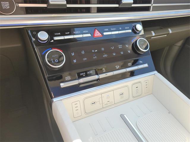 new 2025 Hyundai Santa Fe car, priced at $45,660