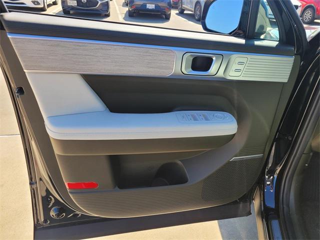 new 2025 Hyundai Santa Fe car, priced at $45,660