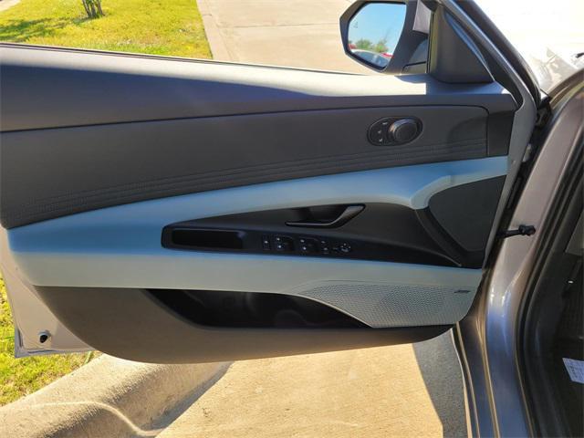 new 2025 Hyundai Elantra car, priced at $29,095