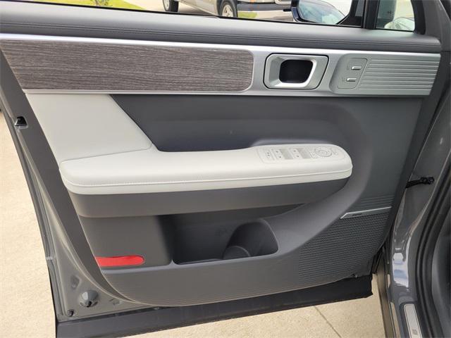 new 2025 Hyundai SANTA FE HEV car, priced at $47,257