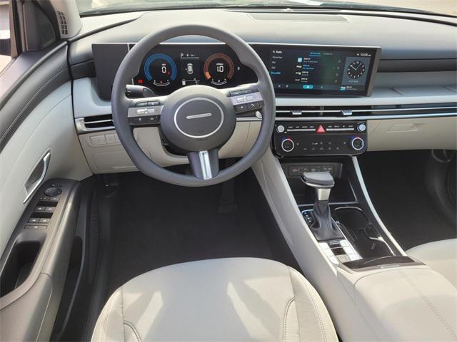 new 2025 Hyundai Tucson car, priced at $28,138