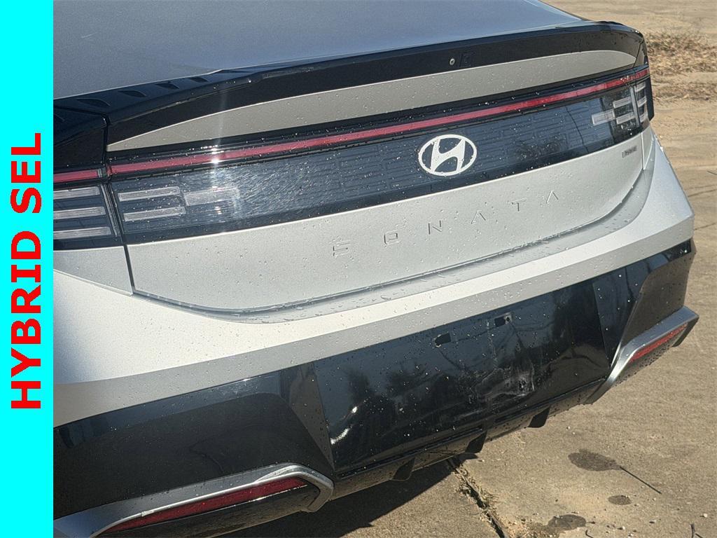 used 2024 Hyundai Sonata Hybrid car, priced at $22,392