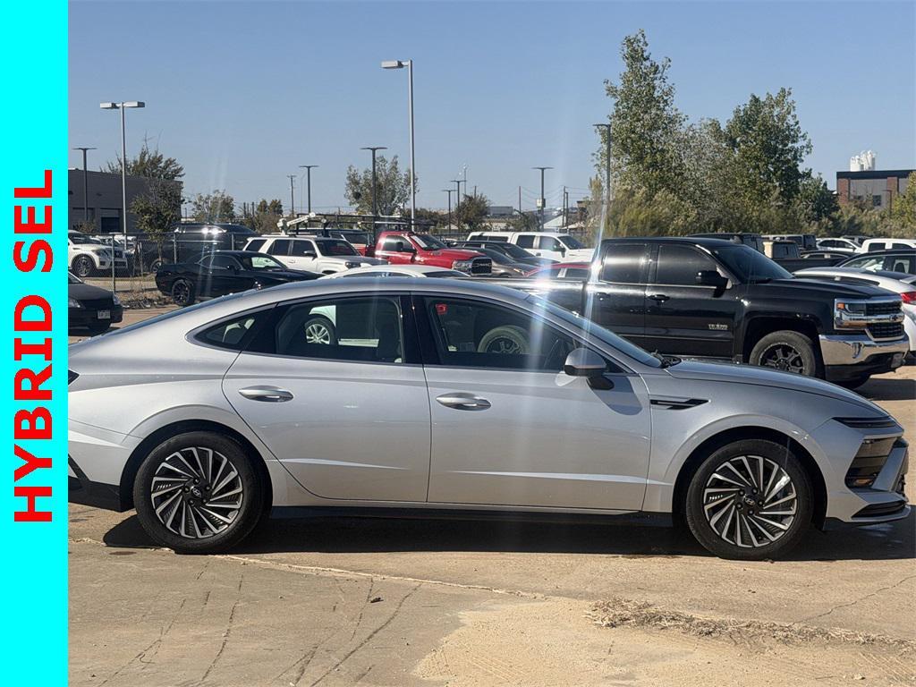 used 2024 Hyundai Sonata Hybrid car, priced at $22,392