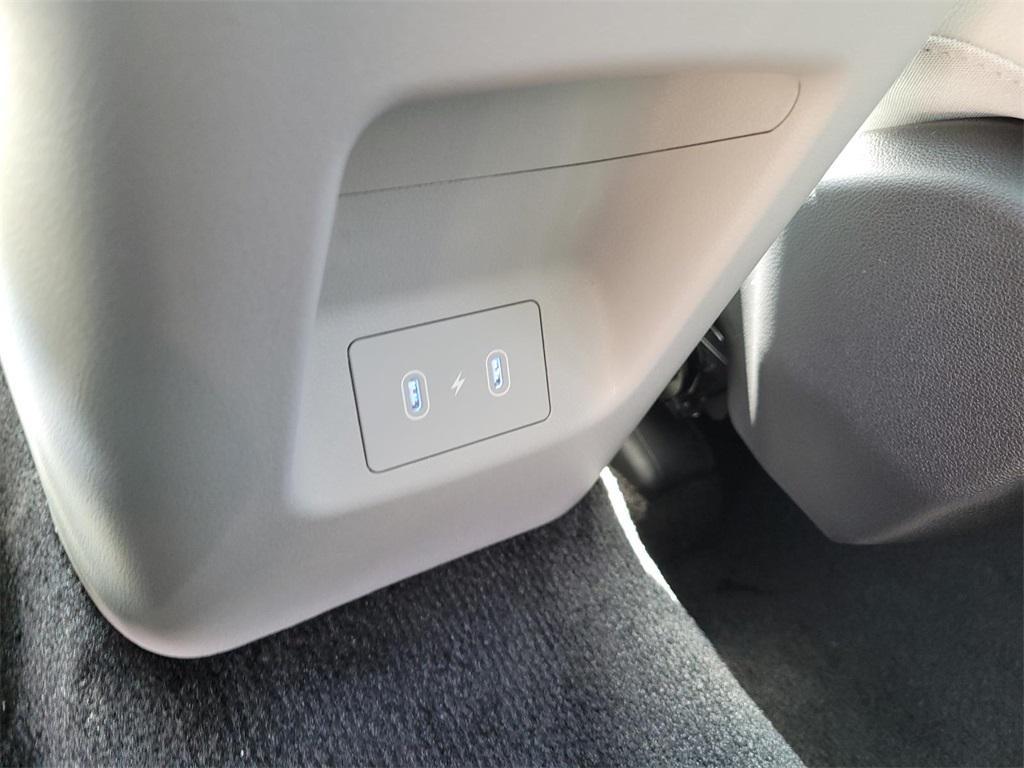 new 2025 Hyundai TUCSON Hybrid car, priced at $42,455