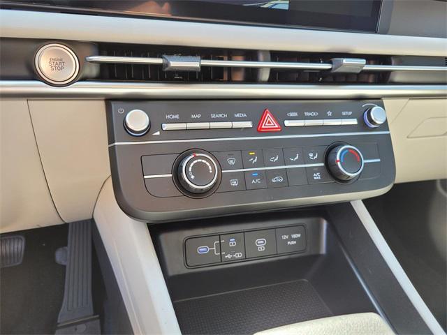 new 2025 Hyundai Tucson car, priced at $25,899